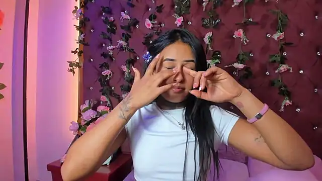 Molly_Brunette_ 라이브 XXX 채팅