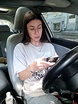 Chat +18 de GroaningJute ao vivo