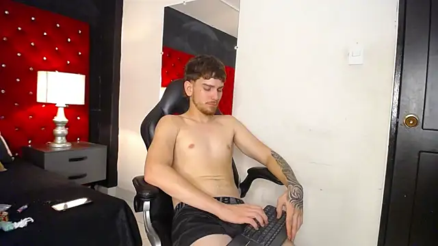 Živý XXX chat Stefano_Moretti