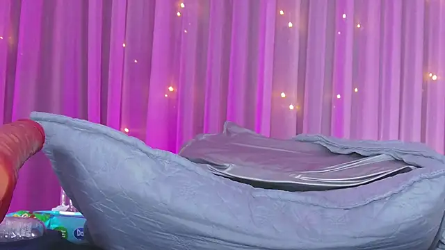 britanyy_'s Live XXX Chat