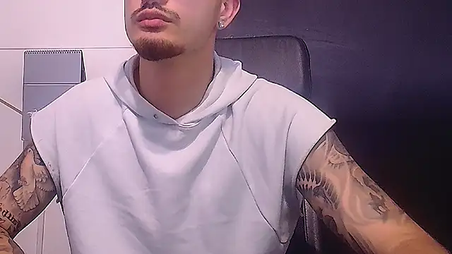 BrandonTate Live XXX Chat