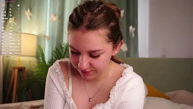XXX chat uživo modela ShantellAngulo