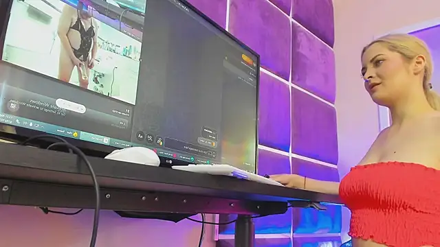 Chat +18 de LuxaCole ao vivo