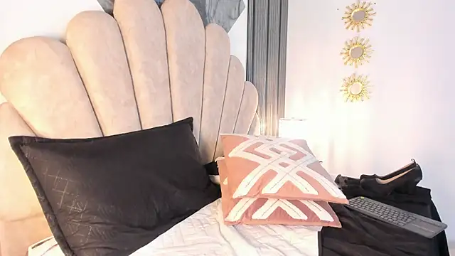 Chat +18 de Mommy_Big_Ass ao vivo