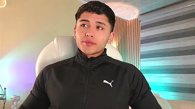 MatiasKorn Chat XXX live