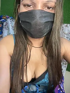 HOTTY-TINA 现场XXX聊天