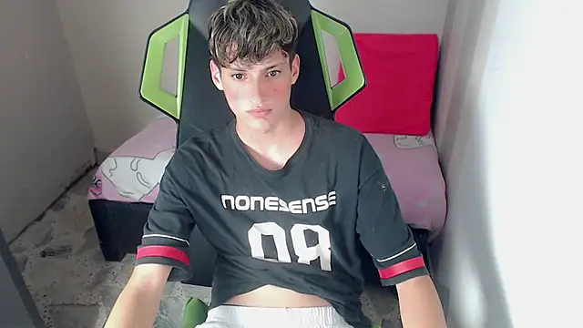 Chat +18 de Pablito_junior ao vivo