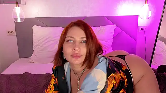 FoxyRedMamy's Live XXX Chat