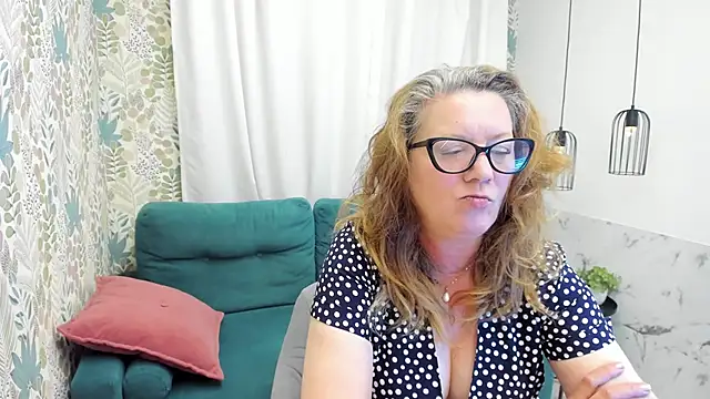 Chat +18 de LeaPure ao vivo
