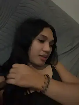 slutty_aki Adlı Modelin Canlı XXX Sohbeti