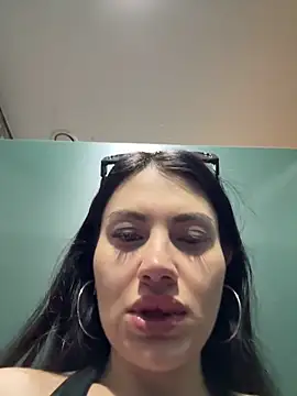Wet__Bunny Live XXX Chat