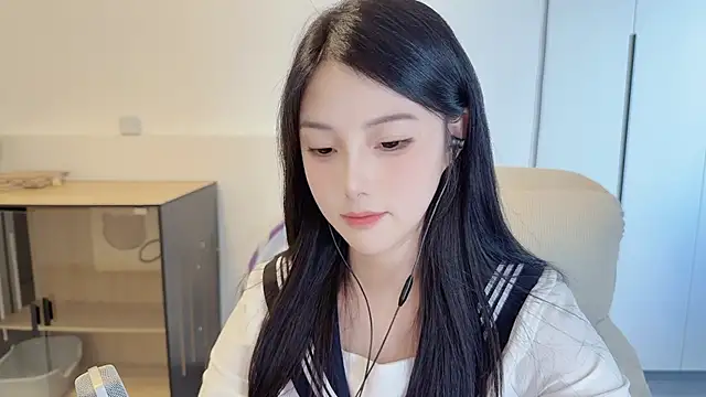 holo_love 即時 XXX 聊天