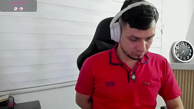 XXX chat uživo modela Rick_Adams