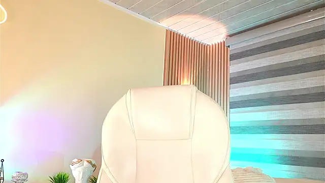 MatiasKorn Chat XXX in diretta