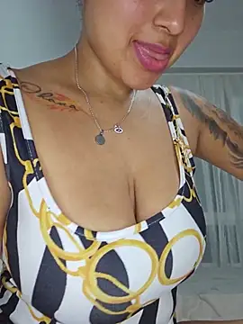 Angelmoon04's Live XXX Chat