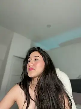 julieta_jhonss' Live XXX Chat