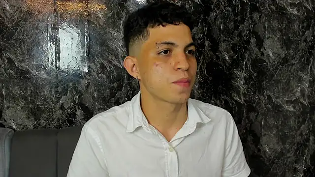 Czat XXX na żywo – cameron_lux77