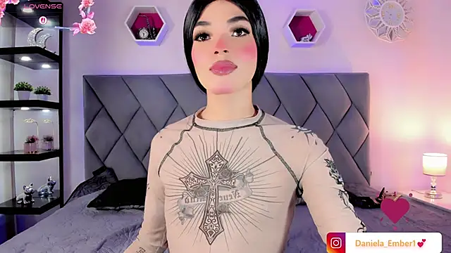 Chat XXX ao vivo de Amira_Ember