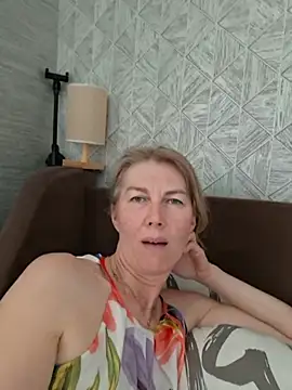 Chatroom XXX en direct de stellahere8