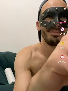 TomDesire 即時 XXX 聊天