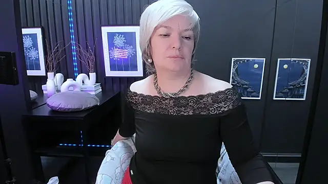 CarmenSoft's Live XXX Chat