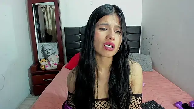 Chat XXX en directo de LatinaQueen23