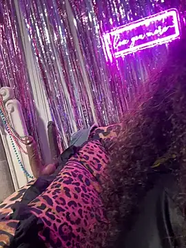 Chat +18 de terrestrial-mermaid ao vivo