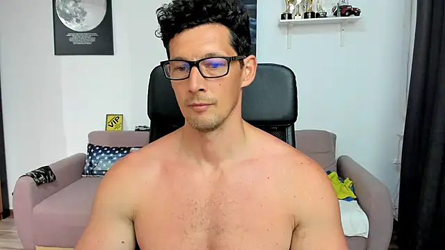 Chat XXX en directo de BrutusK08