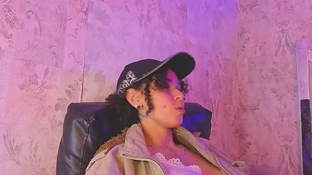 Chat +18 de Benny_and_Mark ao vivo