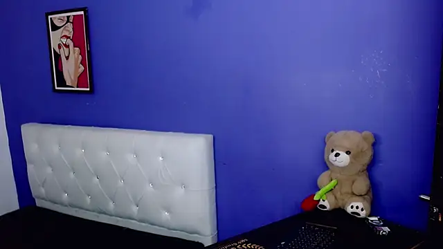 Angel_foxc13 live XXX chat