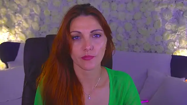 Chat +18 de FireFoxxxxxy ao vivo