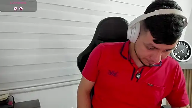 Rick_Adams – Naživo XXX chat