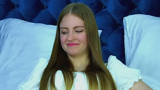 SofiaSarvainsのライブXXXチャット