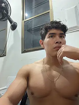 GrayAndrews Chat XXX in diretta