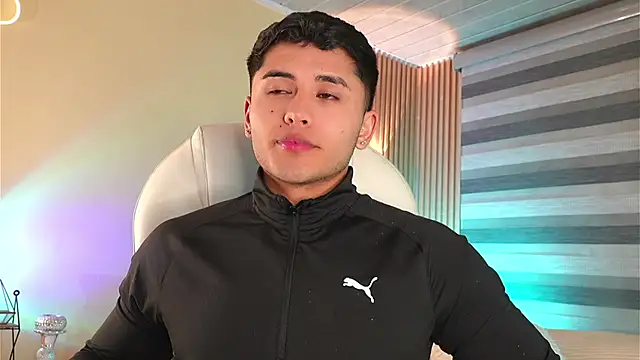 MatiasKorn Chat XXX in diretta