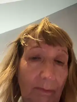 MatureKim Chat XXX in diretta