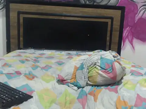 AlbertBigCock Live XXX Chat