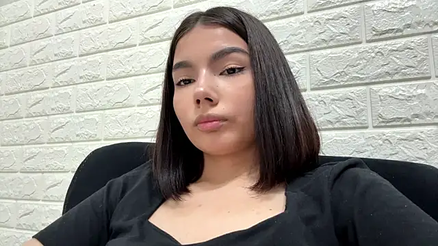צ'אט XXX בשידור חי של MarylnMonnier