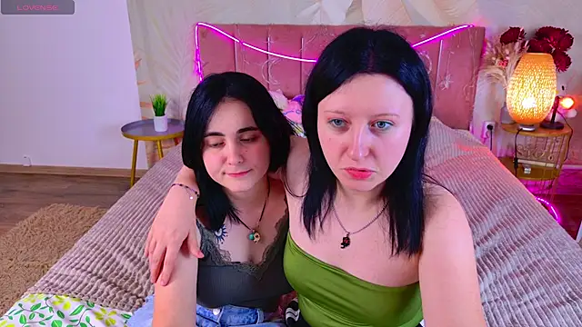RuthHalll élő XXX-chatje