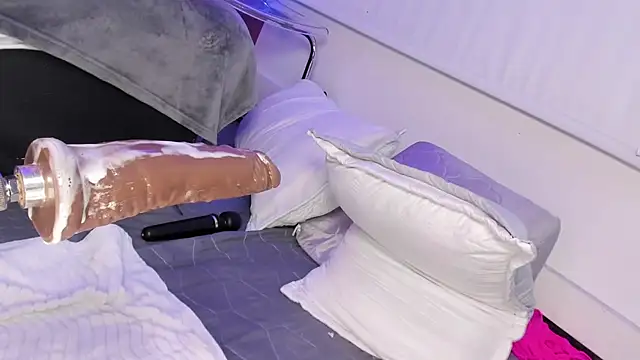Chat XXX en directo de Inndrahot