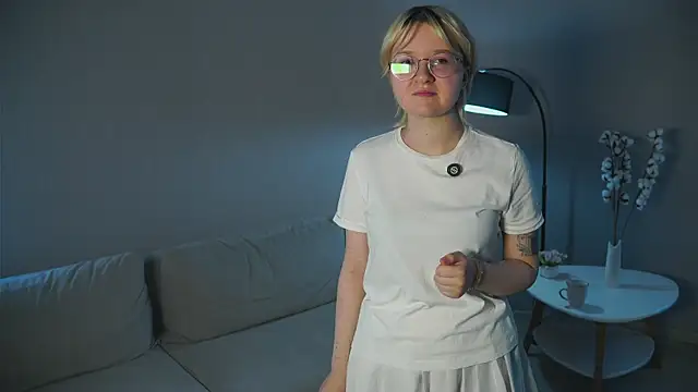 Chat +18 de MarindaCzolba ao vivo