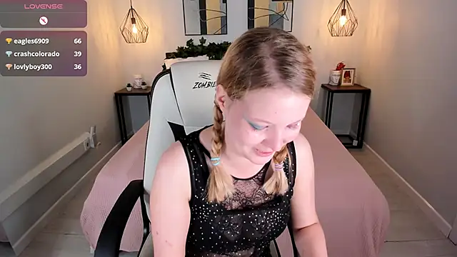 XXX chat uživo modela anita_Hitteys