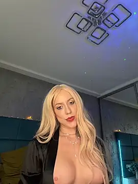 LunaAlya – Naživo XXX chat