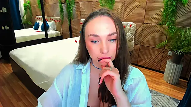 Chat +18 de TrueReincarnation ao vivo