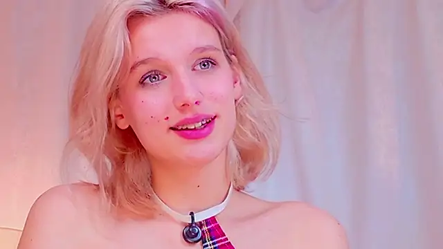 MeowthLilu live XXX chat
