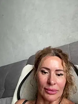 צ'אט XXX בשידור חי של Tania201243