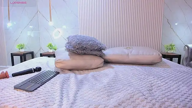 Živý XXX chat luna_taylorss