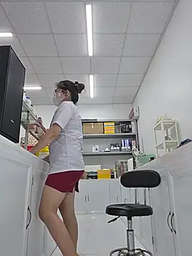 XXX chat uživo modela HinaLovely