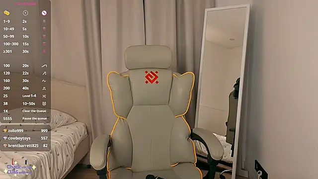 Chat +18 de mowalova ao vivo
