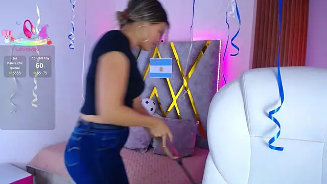 צ'אט XXX בשידור חי של Elizabeth_Evans1